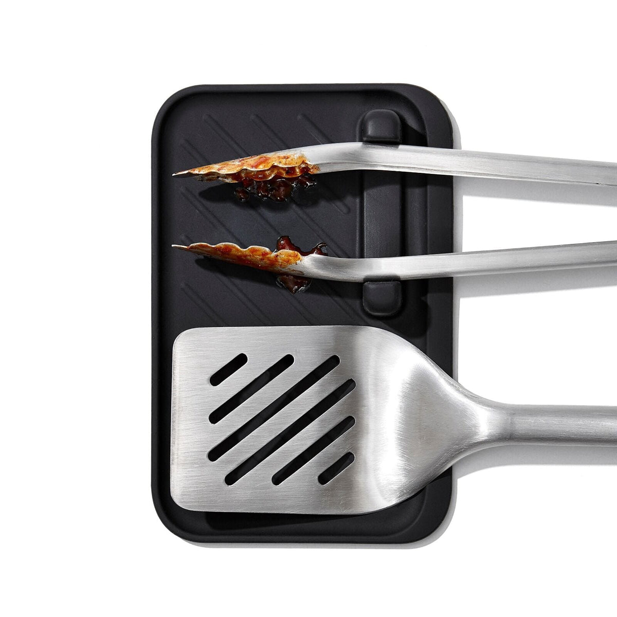 outdoor-3-piece-grilling-tool-set-v3 oxo_grilling_tool_set-9110100_012.jpg