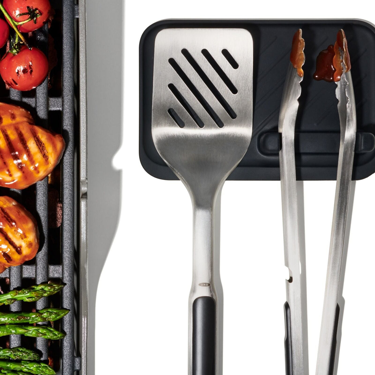 outdoor-3-piece-grilling-tool-set-v3 oxo_grilling_tool_set-9110100_013.jpg