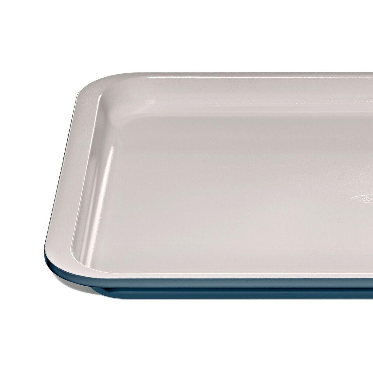 non-stick-pro-ceramic-coated-metal-bakeware-half-sheet-pan-storm-blue-n3 oxo_half-sheet-pan-stormblue_pdp_05.jpg