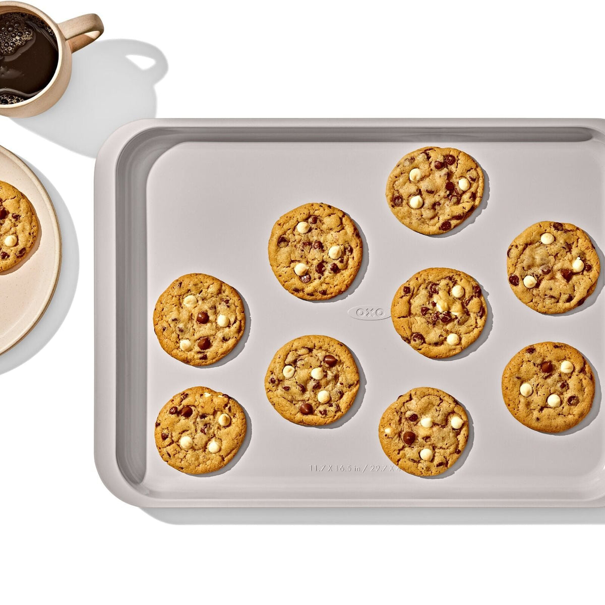 non-stick-pro-ceramic-coated-metal-bakeware-half-sheet-pan-storm-blue-n3 oxo_half-sheet-pan_pdp_03.jpg