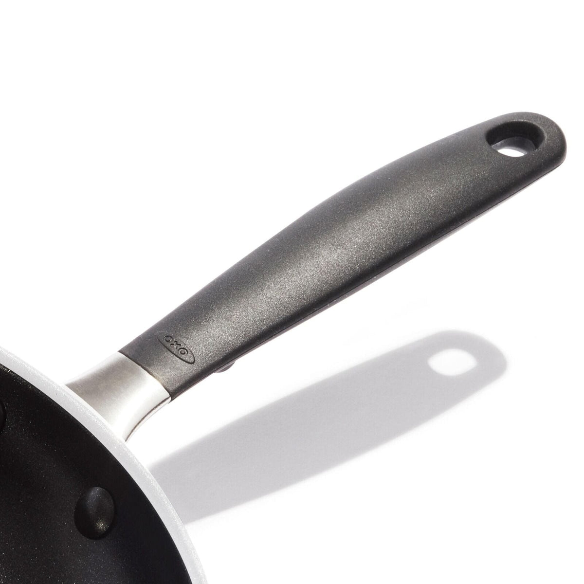 non-stick-pro-every-day-12-inch-frypan-with-lid-w8 oxo_nonstick-everyday-fry-pan-handle_pdp_04_3_.jpg