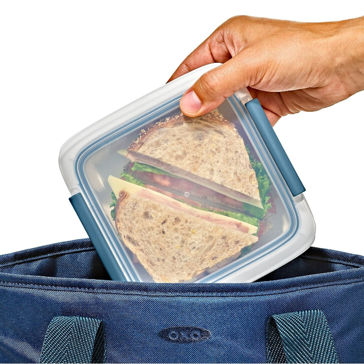 prep-and-go-slim-container-with-removable-divider-1-8-cups-0-4-l-m7 oxo_prep-go-slim-container_pdp_08.jpeg