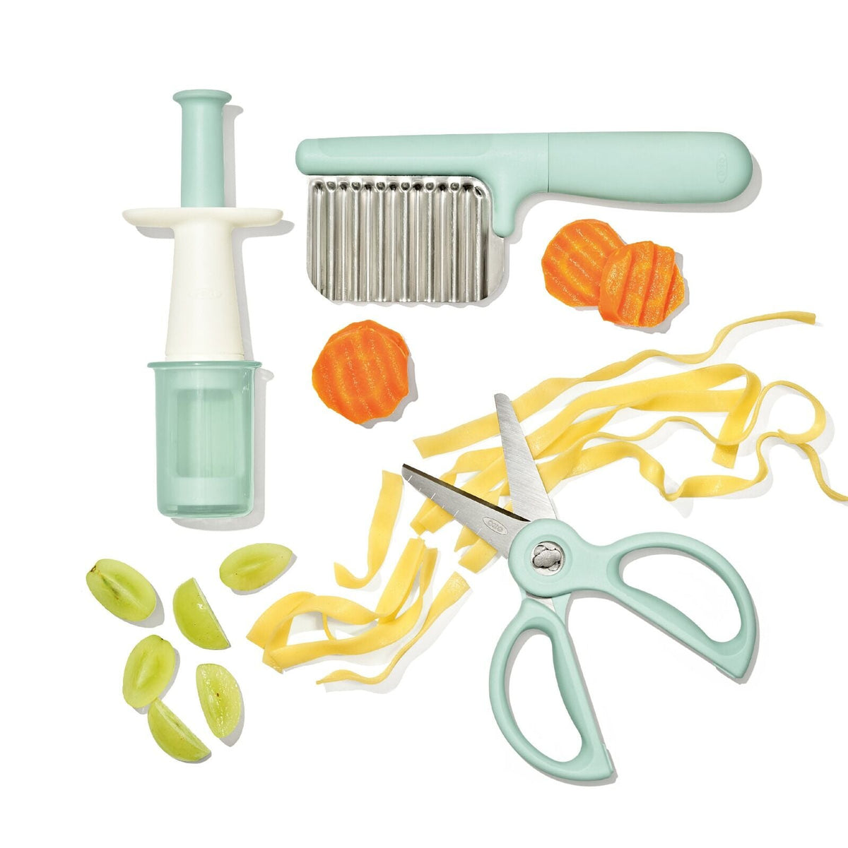 cut-and-prep-set-3-piece-p6 tot_61176700_baby-food-prep-set_pdp_01.jpeg