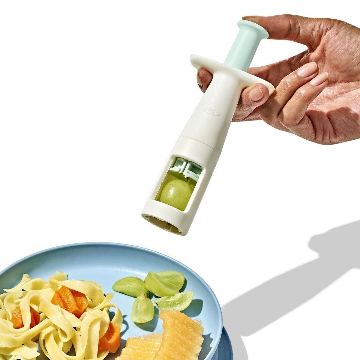 cut-and-prep-set-3-piece-p6 tot_61176700_baby-food-prep-set_pdp_05.jpeg