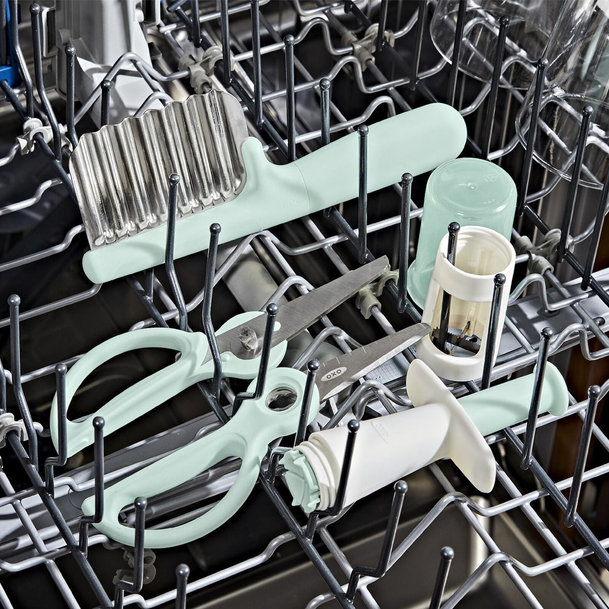 cut-and-prep-set-3-piece-p6 tot_61176700_baby-food-prep-set_pdp_06.jpeg