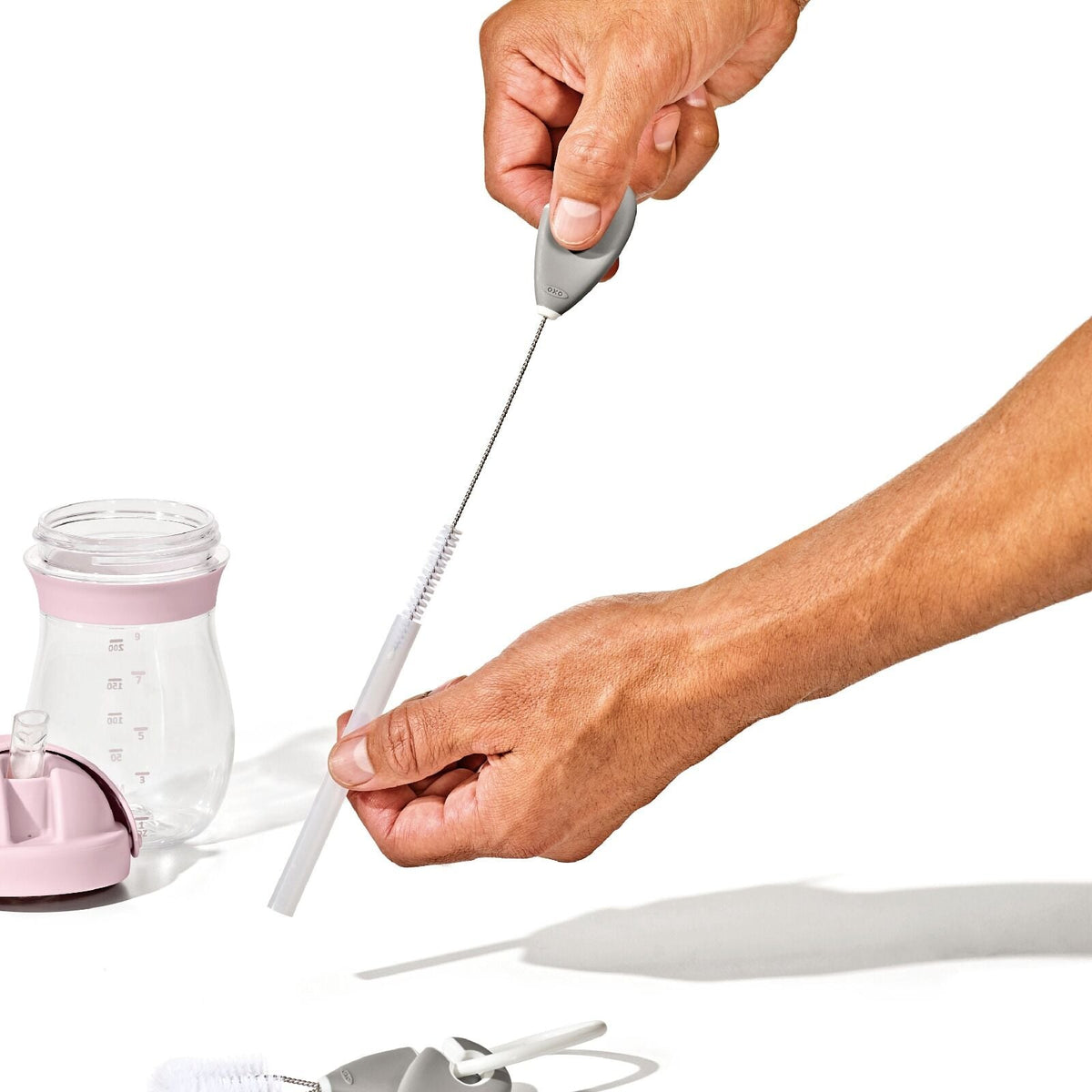 cleaning-set-for-straw-and-sippy-cup-u4 tot_62174500_cleaning-set-straw-sippy-cup_pdp_01.jpeg