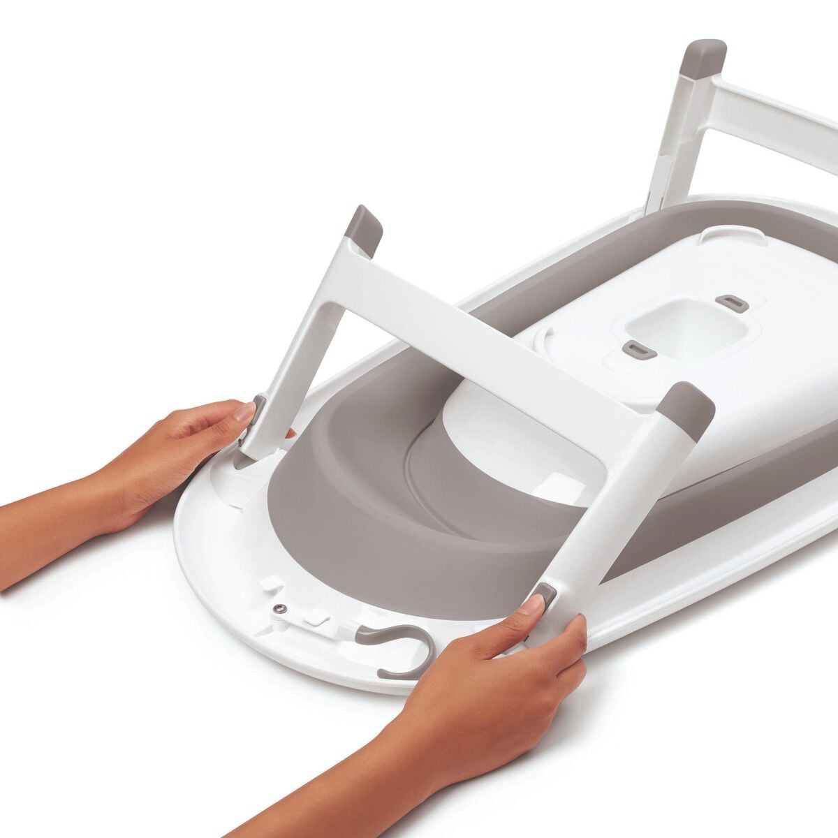 splash-and-store-bathtub-v3 tot_63142700_4a.jpg