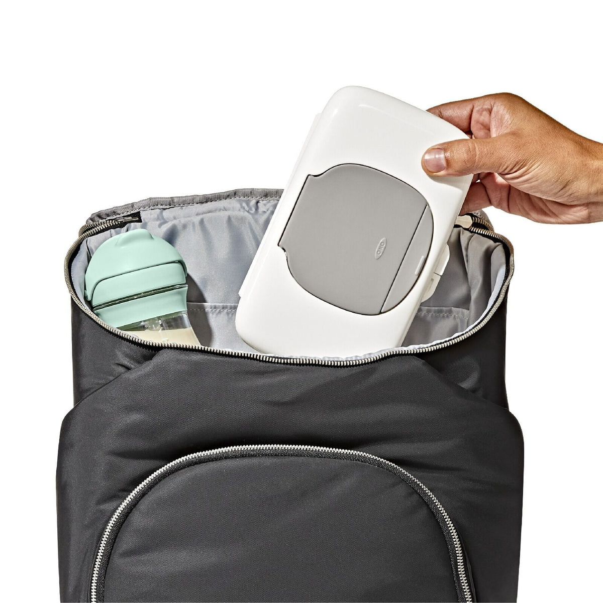 on-the-go-wipes-dispenser-o7 tot_63175100_otg-wipes-dispenser-drizzle_pdp_05.jpeg